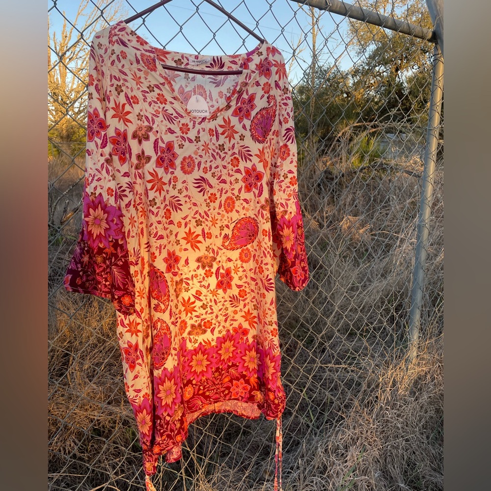 Votouch Pink Paisley & Floral V-Neck Tunic